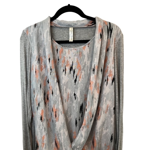 Perceptions Faux Wrap Blouse with Attached Tank High Low Hem Long Sleeve size L - Picture 3 of 4
